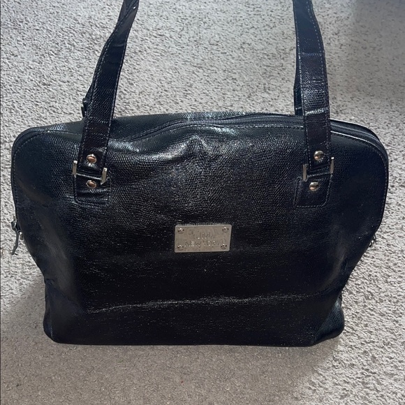 Black Travel Bag - Picture 1 of 9